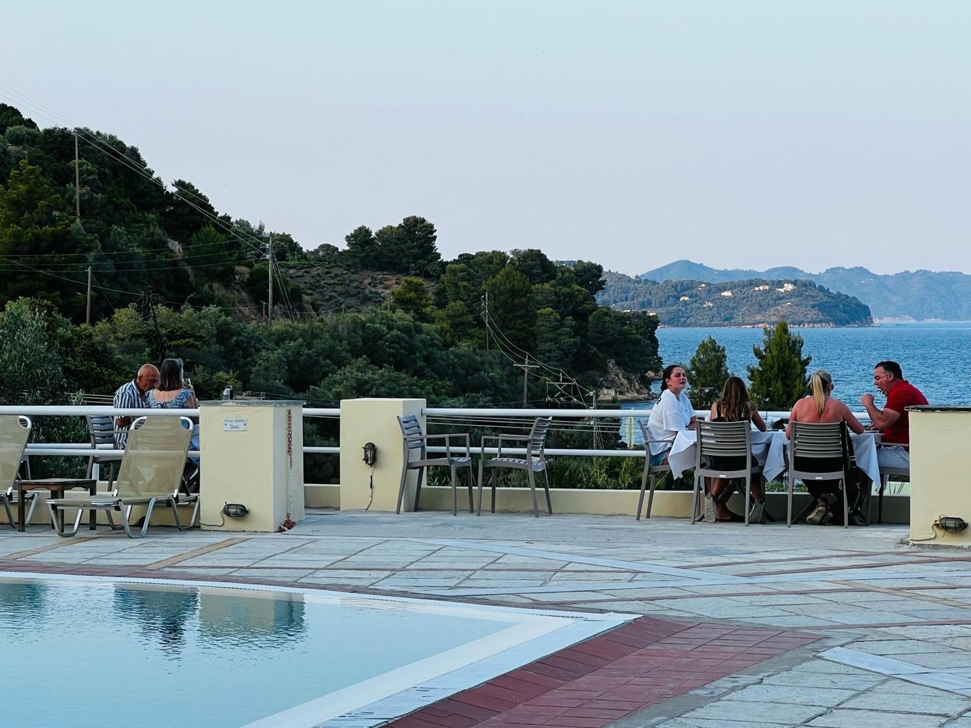 Kanapitsa Mare Hotel Kültér fotó